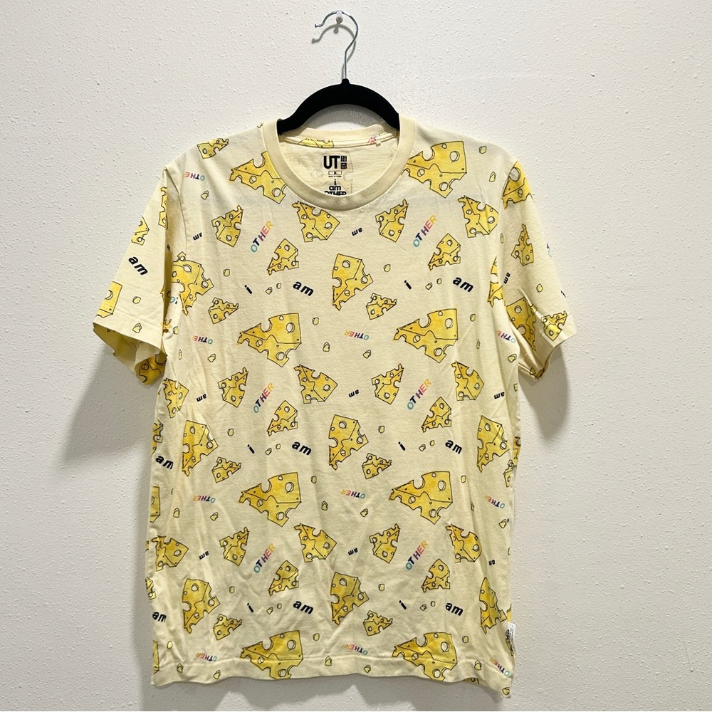 Uniqlo Pharell Williams I Am Others Overprint Yellow T-shirt Size M